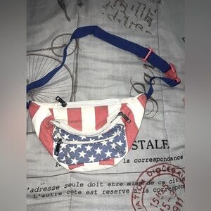 X80 American flag‎ fanny pack